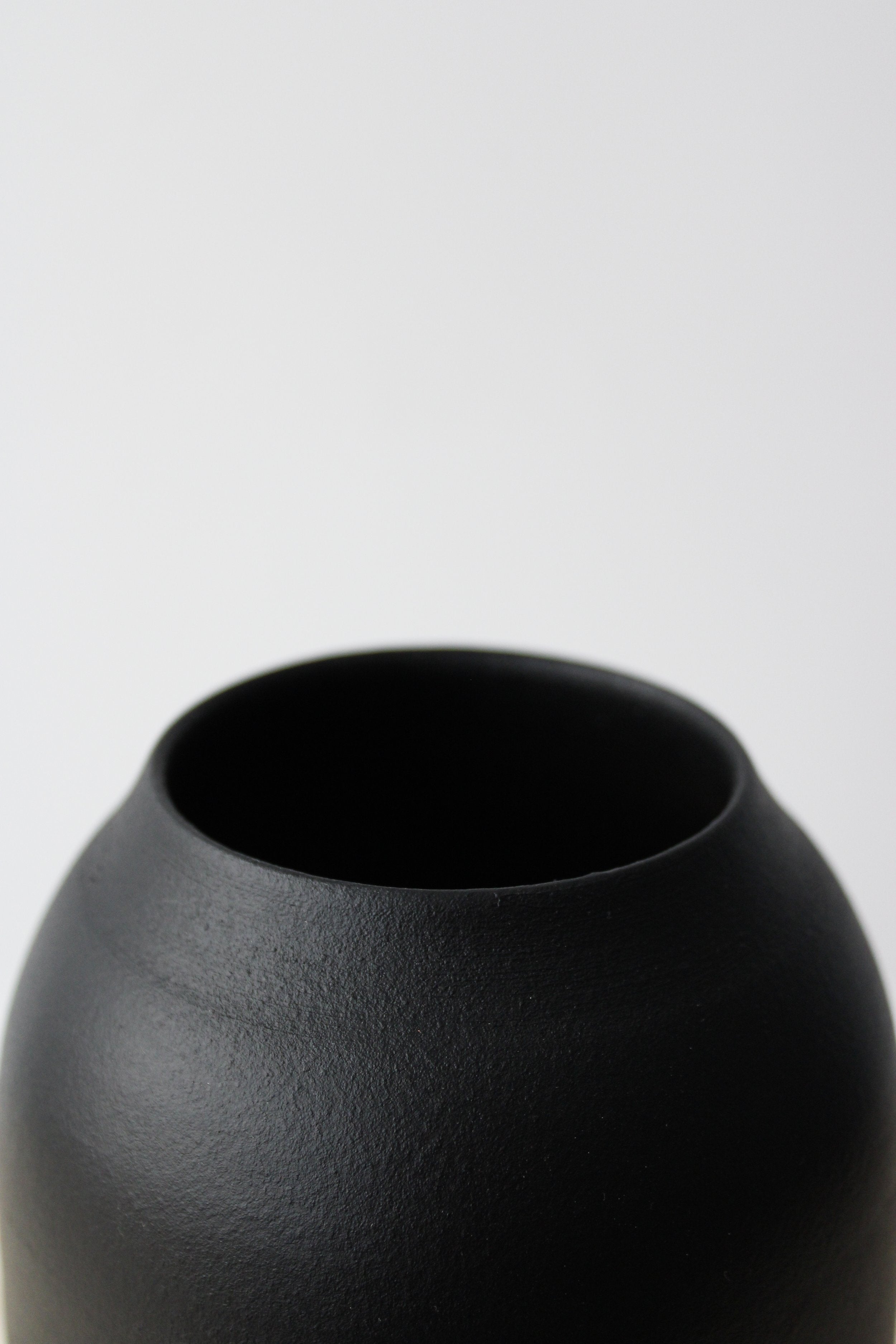 Vase schwarz o cactuu